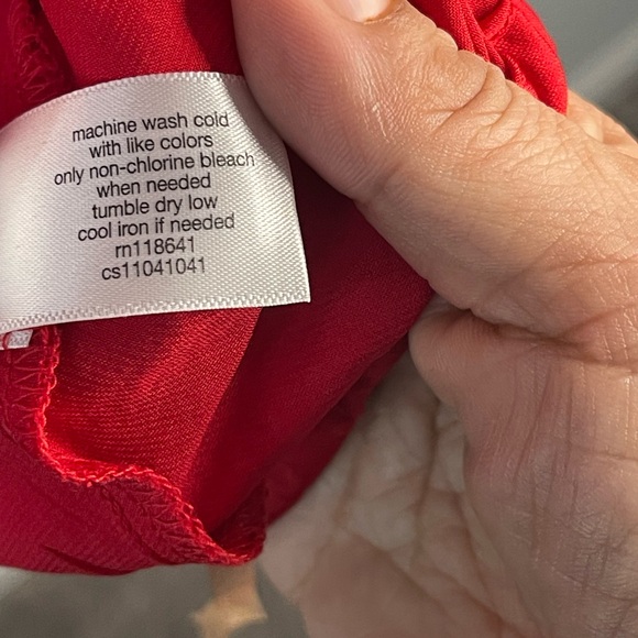 ✨ Lane Bryant Red Asymmetrical Poncho Top – Size 26/28 l Poshmark ✨ - Picture 9 of 10